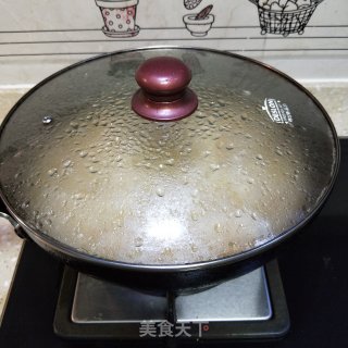 酸姜焖鸡的做法步骤：7