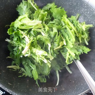 肉丝炒苦菊的做法步骤：6