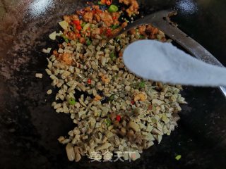 白豆角炒肉末的做法步骤：8