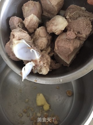 冬瓜海带扇骨汤的做法步骤：6