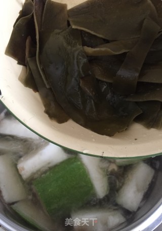冬瓜海带扇骨汤的做法步骤：8