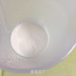 蓝莓酸奶杯的做法步骤：2