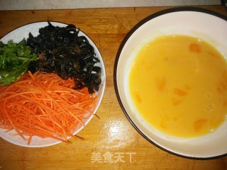 秘酱炒鸡蛋（超级下饭）的做法步骤：1