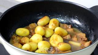 五花肉烧小土豆的做法步骤：7