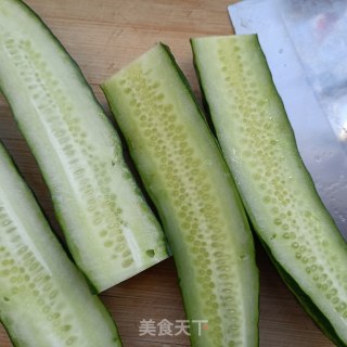 肉片炒黄瓜的做法步骤：1