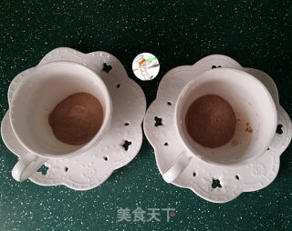 抹茶巧克力摩卡的做法步骤：2