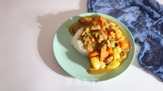 咖喱牛肉炖土豆盖烧饭的做法步骤：9