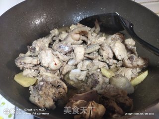 豆腐乳啤酒烧鸡的做法步骤：5