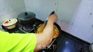五彩虾仁炒面的做法步骤：16