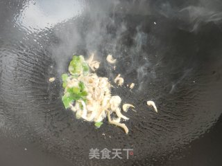 西红柿手擀面的做法步骤：6