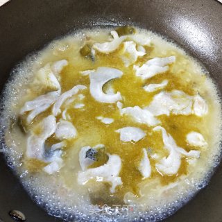 金汤酸菜鱼的做法步骤：15