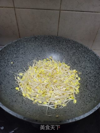 鸡汤黄豆芽的做法步骤：5