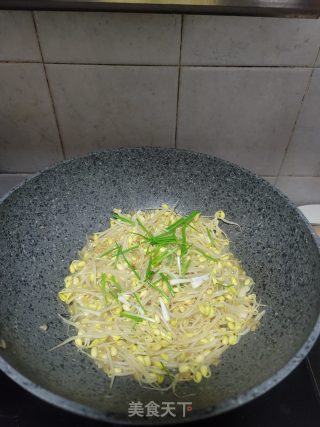 鸡汤黄豆芽的做法步骤：8