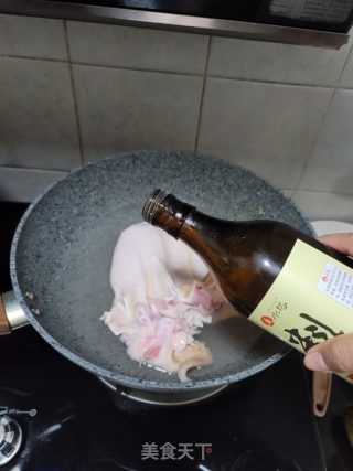 白灼猪耳朵的做法步骤：2