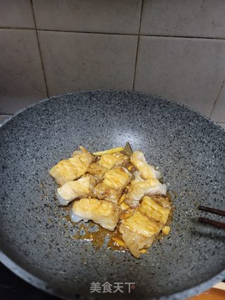 鱼骨焖腐竹的做法步骤：9