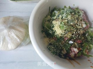 茴香馅锅贴的做法步骤：1
