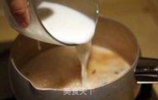 奶茶的做法步骤：4