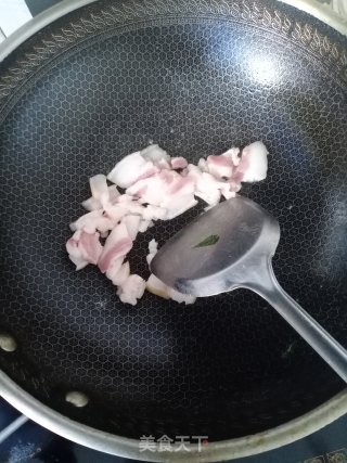 香菇炒肉的做法步骤：5