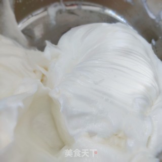八寸戚风蛋糕的做法步骤：3