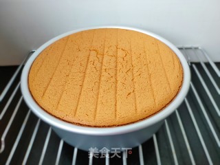 八寸戚风蛋糕的做法步骤：5