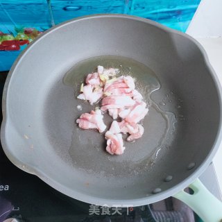 五花肉炒韭苔的做法步骤：3