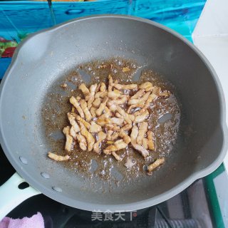 五花肉炒韭苔的做法步骤：6