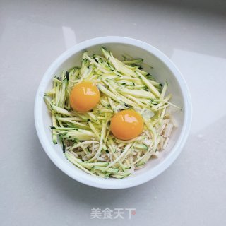 金针菇、南瓜鸡蛋饼的做法步骤：4