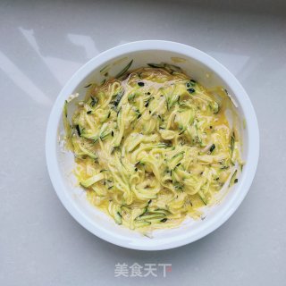 金针菇、南瓜鸡蛋饼的做法步骤：7