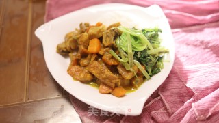 芋头咖喱鸡肉盖烧饭的做法步骤：9