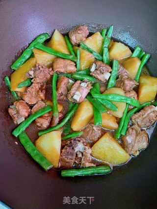 土豆豆角炖排骨的做法步骤：15
