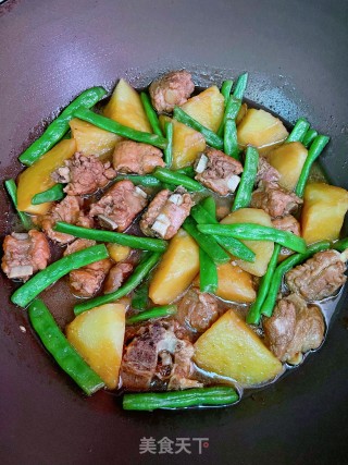 土豆豆角炖排骨的做法步骤：17