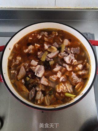 酸菜烧牛腩的做法步骤：11