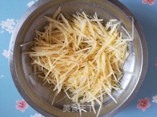 蒸土豆丝的做法步骤：4