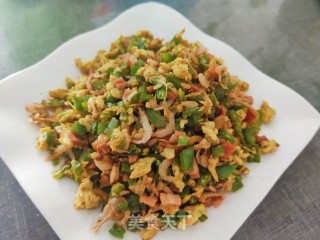 培根辣椒末炒鸡蛋的做法步骤：16