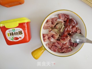 无油韩式酱烤牛肉串（空气炸烤箱版）低脂减重的做法步骤：2