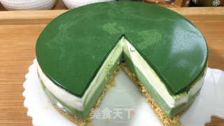 抹茶酸奶慕斯蛋糕，咸香的芝士饼干，酸甜的酸奶、清新微苦的抹茶。的做法步骤：26