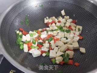 小葱豆腐炒鸡蛋的做法步骤：6