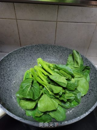 蒜蓉菜心的做法步骤：3