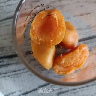 甜杏椰汁冰饮的做法步骤：10