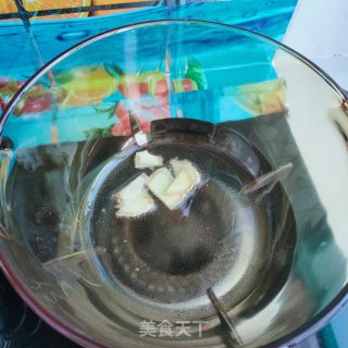 裙带菜豆腐汤的做法步骤：6