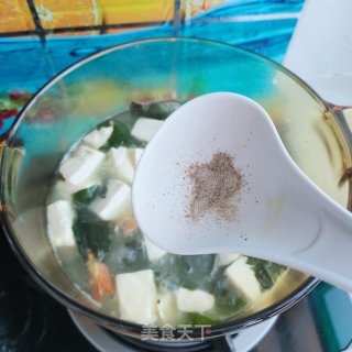 裙带菜豆腐汤的做法步骤：11