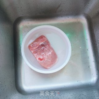 鲜肉生煎包的做法步骤：2