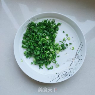 鲜肉生煎包的做法步骤：9