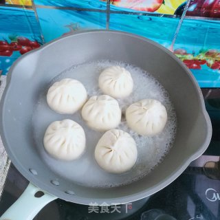 鲜肉生煎包的做法步骤：21