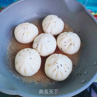 鲜肉生煎包的做法步骤：24