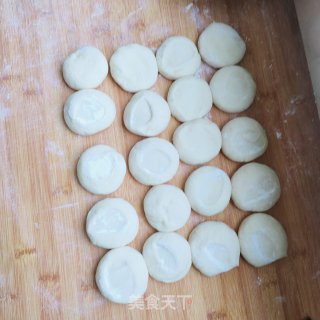 香葱肉蒸包的做法步骤：10
