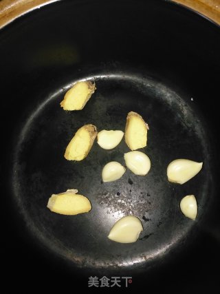 懒人版的砂锅红烧排骨的做法步骤：4