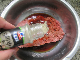 牛肉馅锅贴的做法步骤：6