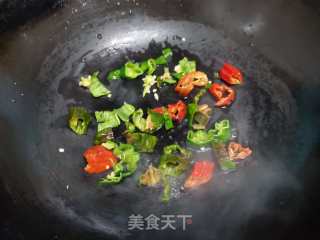 黄瓜炒肉片的做法步骤：3