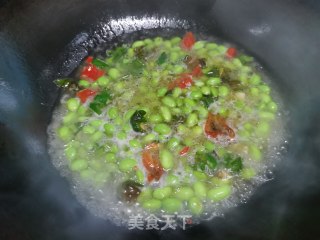 辣椒炒毛豆的做法步骤：6